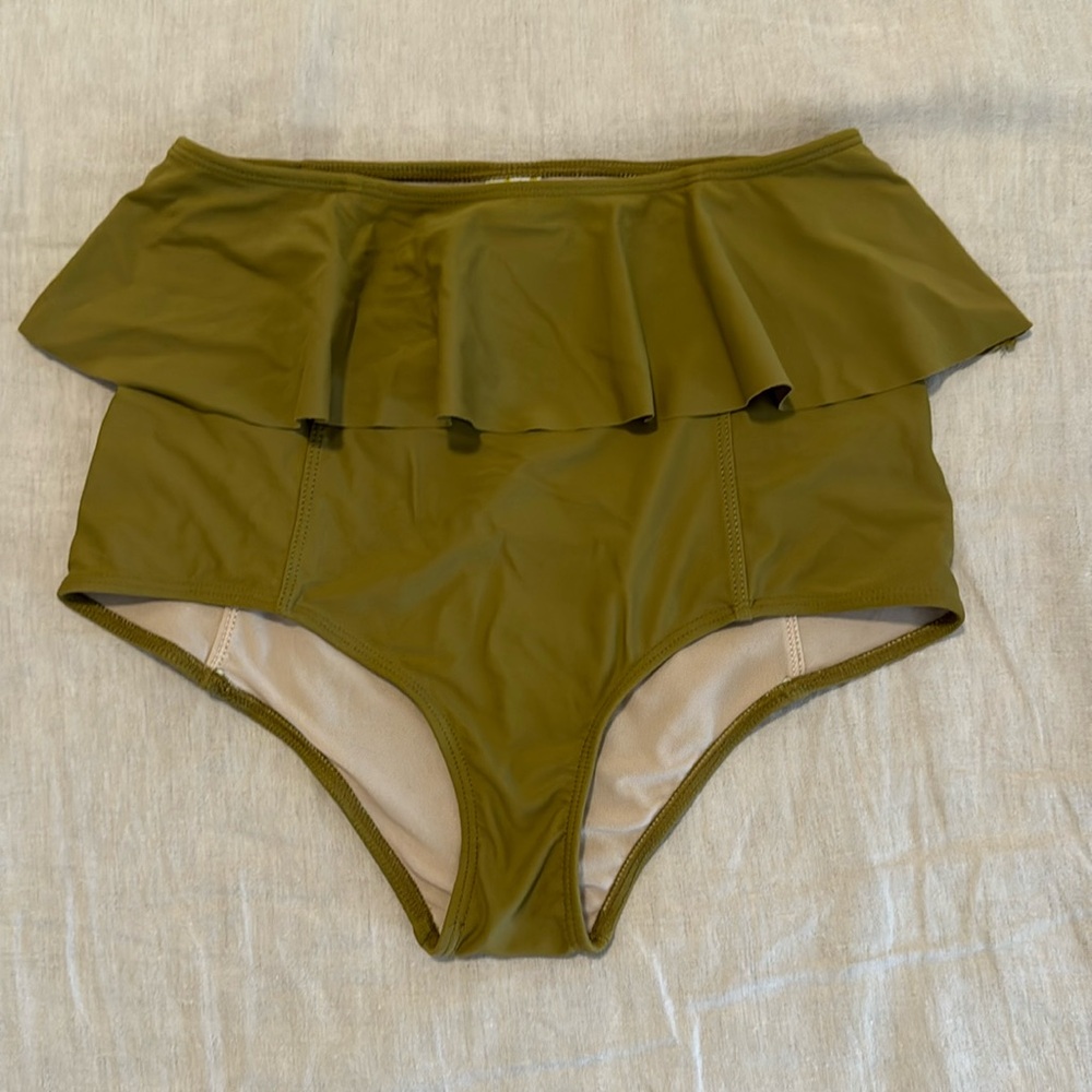 Kortni Jeane swimsuit bottoms size small